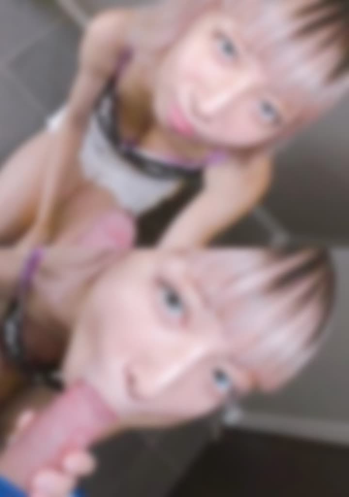 FC2-3071175 【期間限定】週末アイドル❤️20歳のスレンダー美●女❤️内緒のP活❤️真夏のえちえち私服で玄関フェラ❤️肉厚吸引名器の膣奥にバック中出し❤️2連続正常位孕ませ中出し